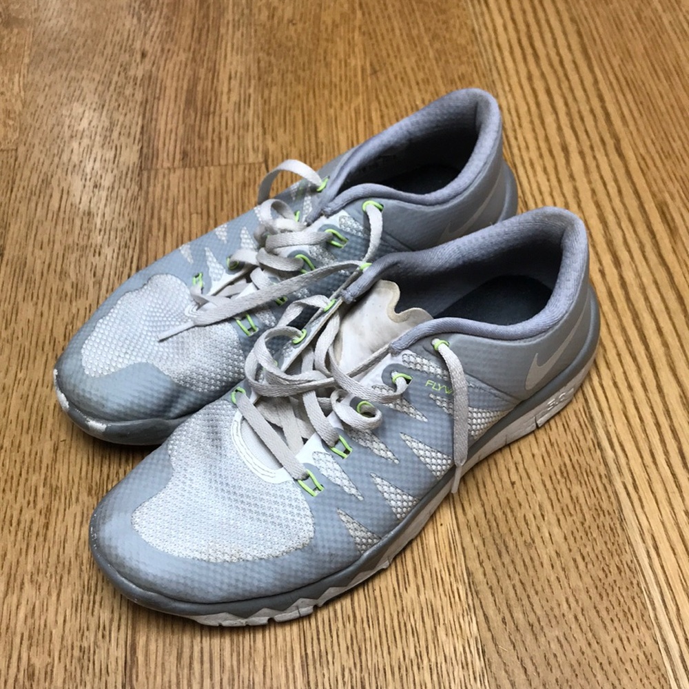 Nike Free 5.0 Flywire TR Men’s 7/Women’s 8.5